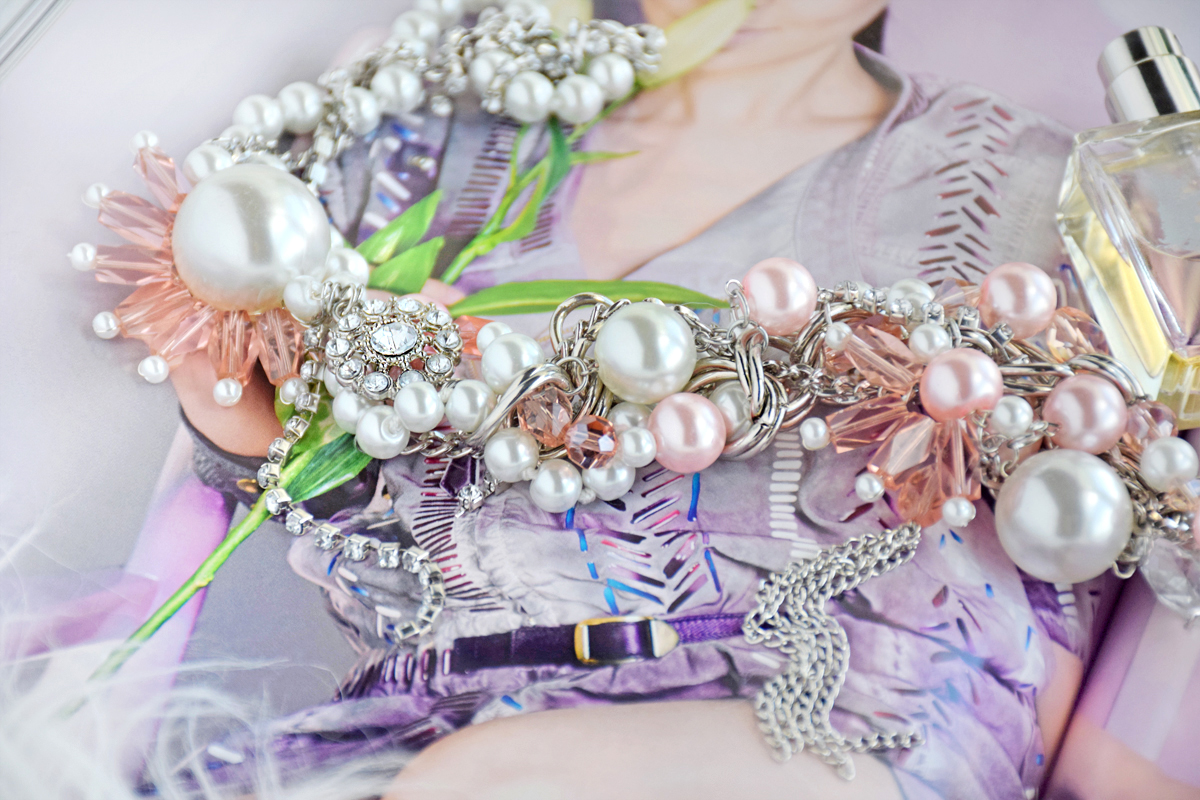 Ice Queen Beadwoven necklace by Allison Cooling, Quiet Lion Creations