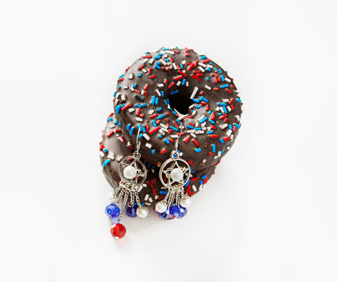 fourth of july beaded earrings tutorial by Allison Beth Cooling
