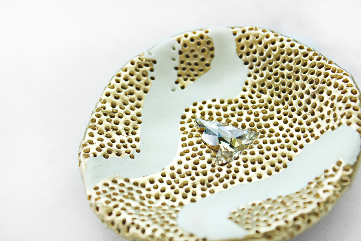 cosmo clay dish DIY by quietlioncreations.com